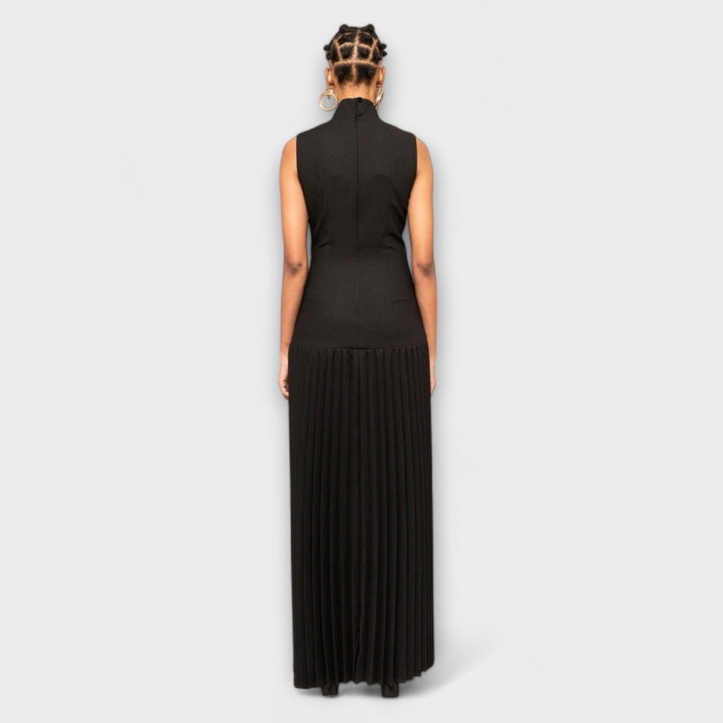 Kristen - Vestido maxi con pliegues y recortes