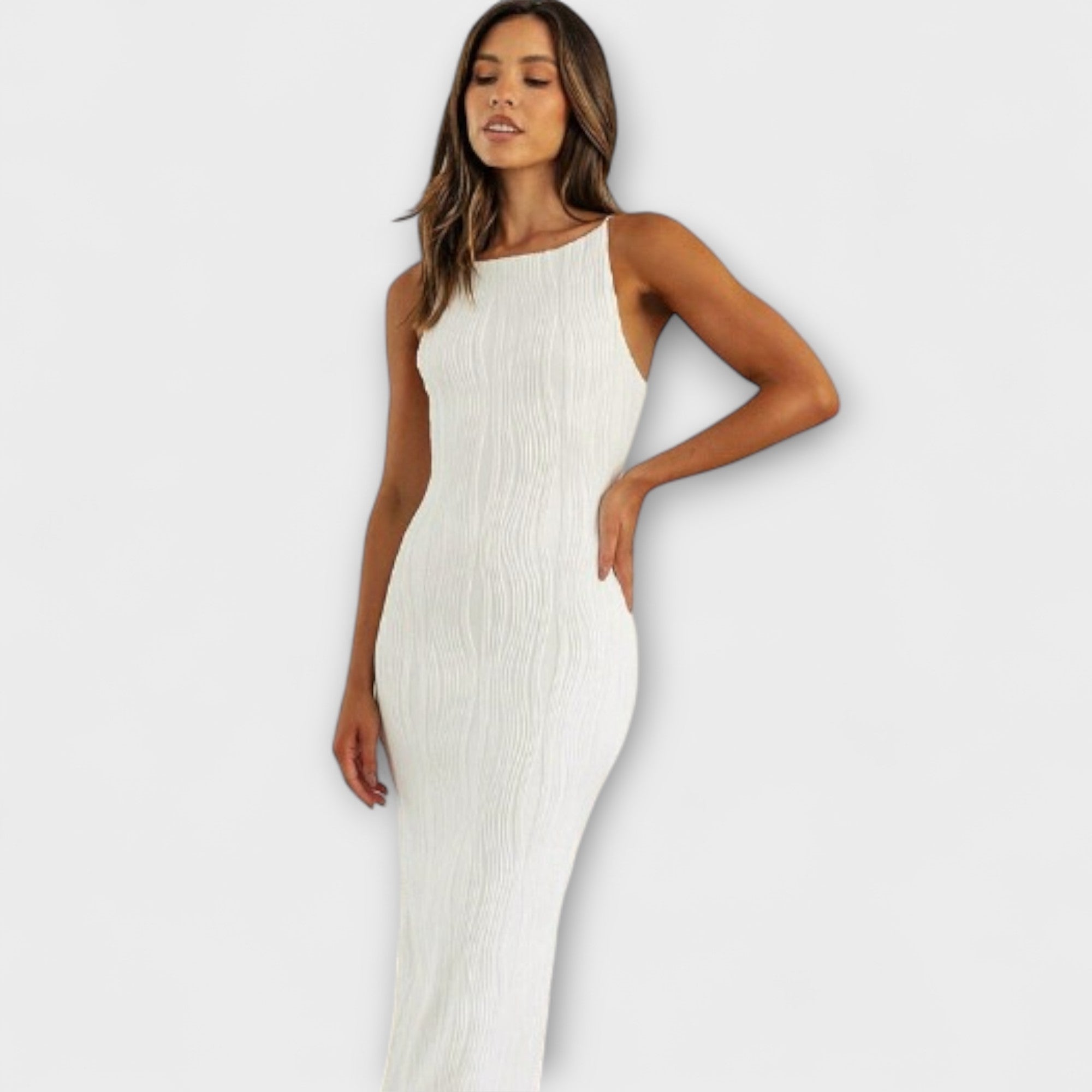 Vestido largo sin mangas elegante con fruncido