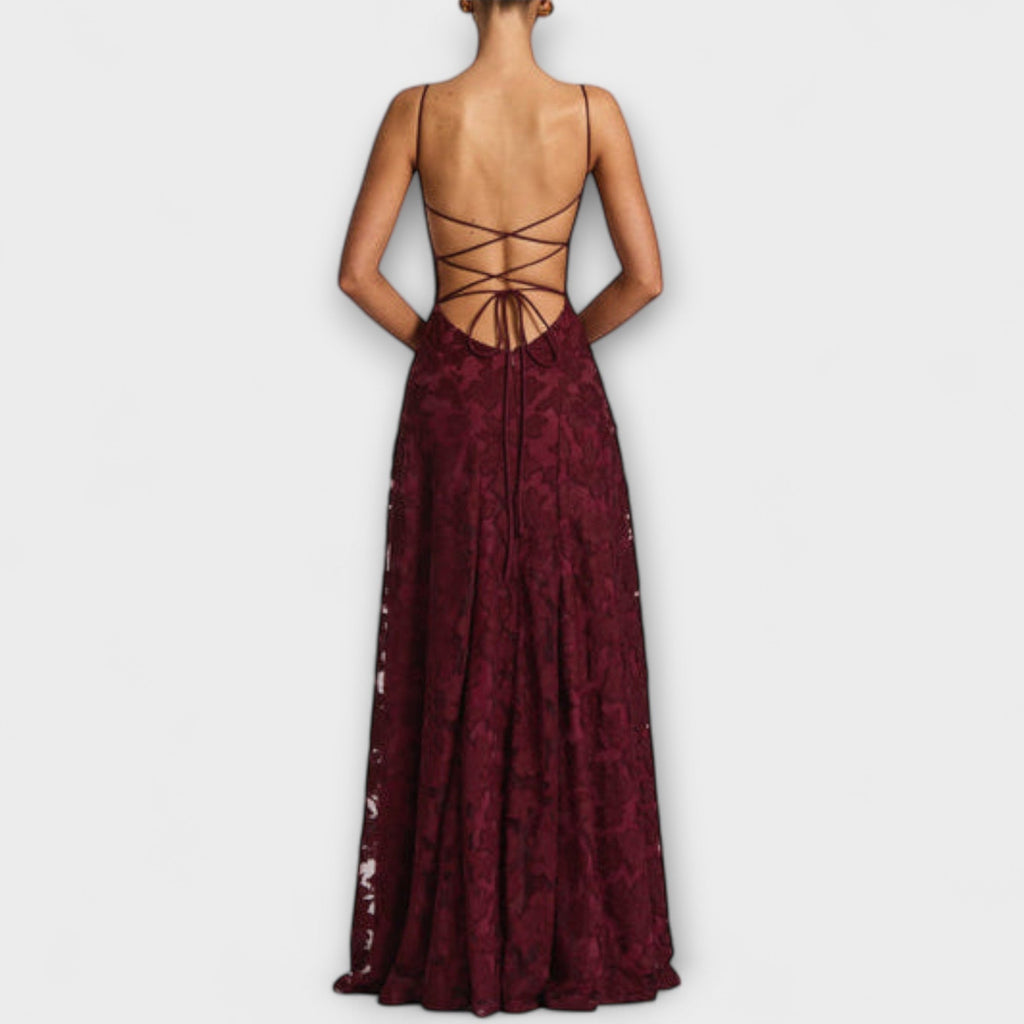 Kairi - Vestido maxi elegante con encaje floral y tirantes finos
